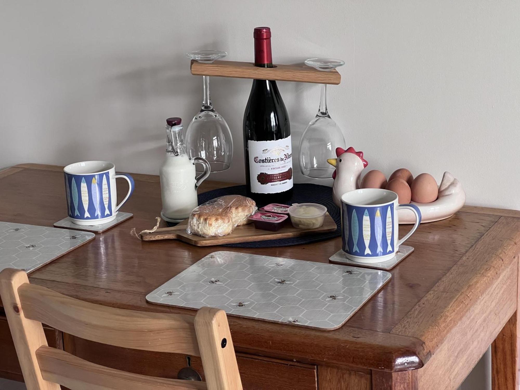 Poachers Hut - Captivating 1-Bed Cottage Shorwell מראה חיצוני תמונה